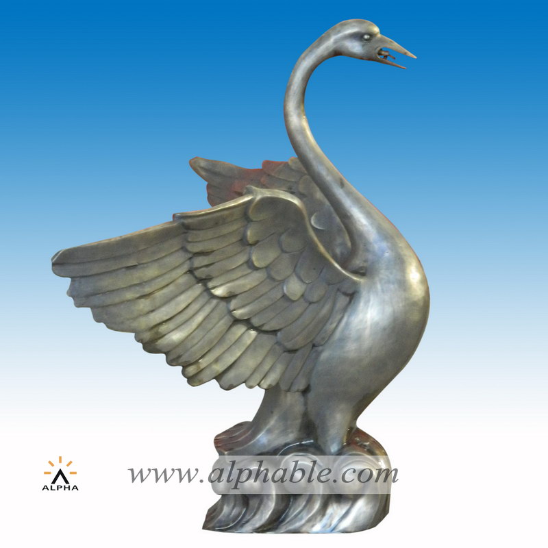 Bronze swan fountain